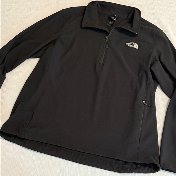 The North Face Black Half-Zip Jacket - Picture 1 of 5